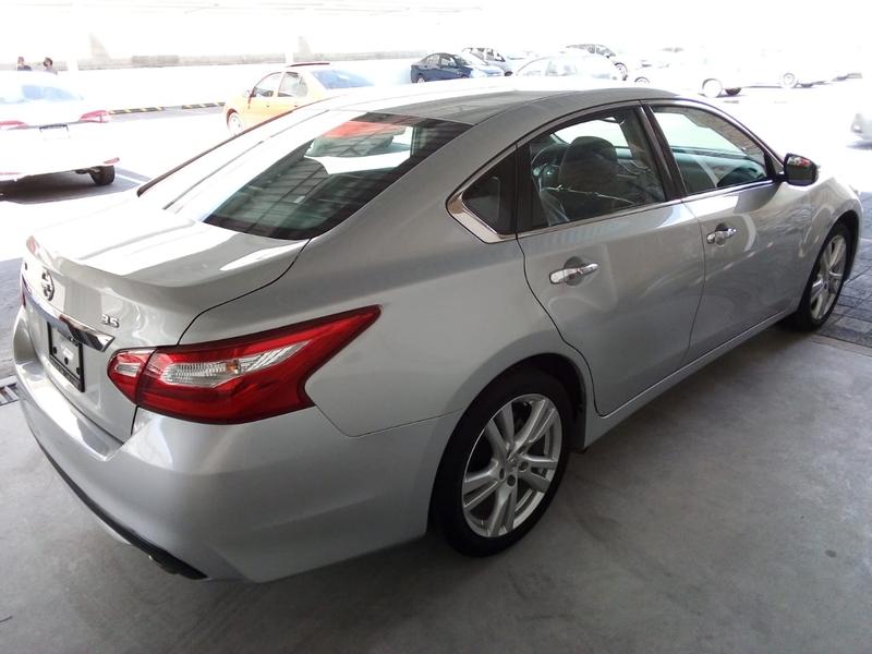 Nissan Altima • 2017 • 46,000 km 9