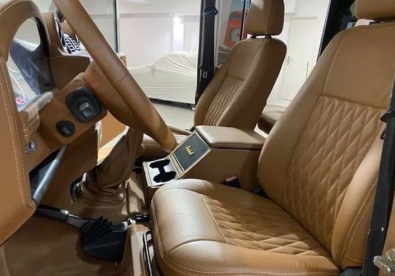 Land Rover Defender • 2007 • 110,000 km 11