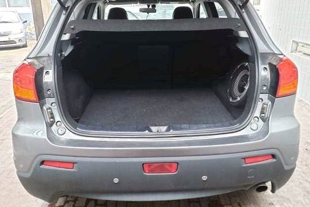 Mitsubishi ASX • 2011 • 160,000 km 2