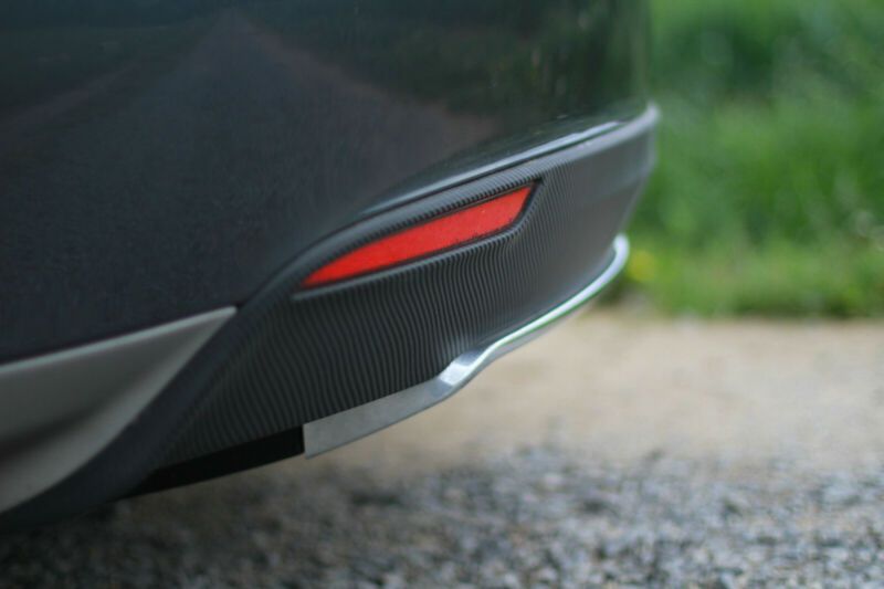 Tesla Model S • 2015 • 168,000 km 4