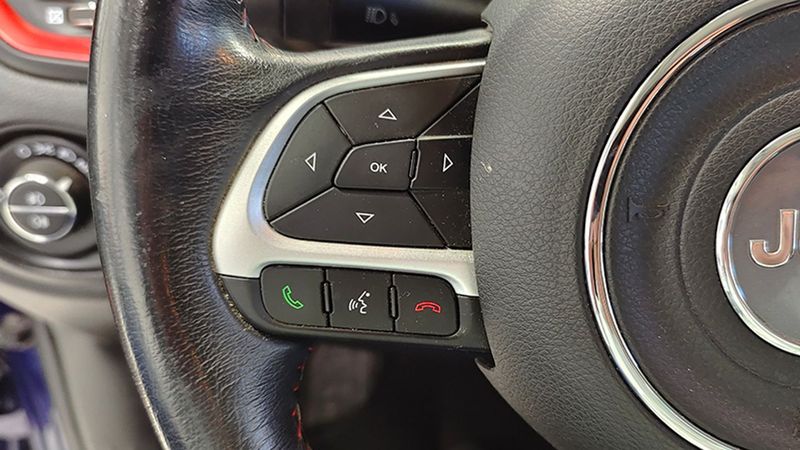 Jeep Renegade • 2021 • 87,460 km 12