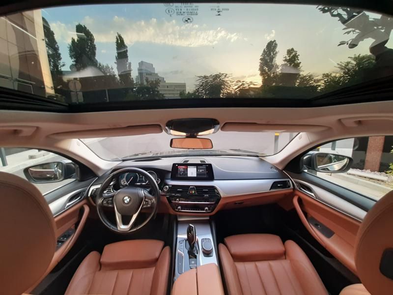 BMW 5 Series • 2017 • 191,000 km 3