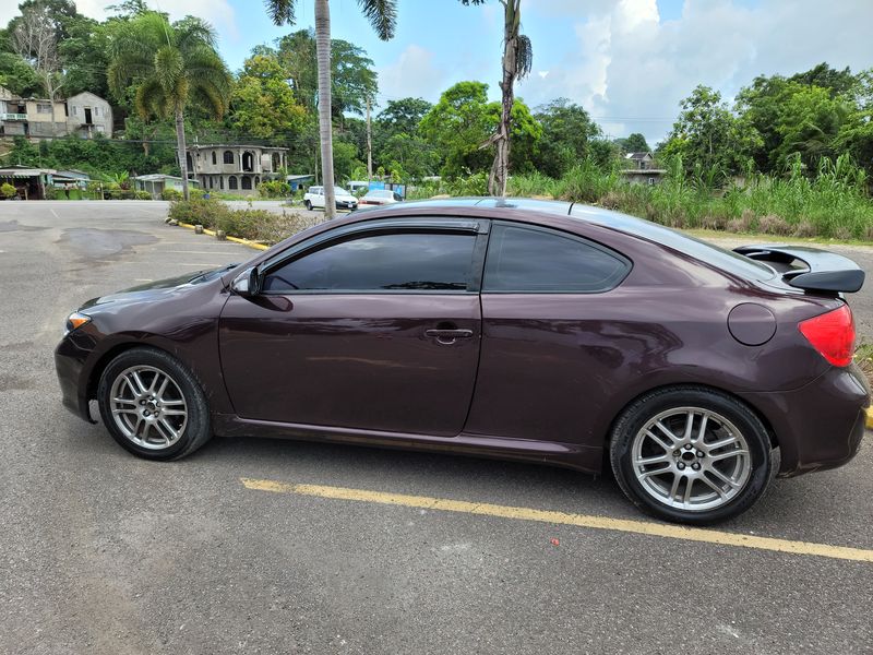 Toyota Corolla • 2005 • 155,000 km 5