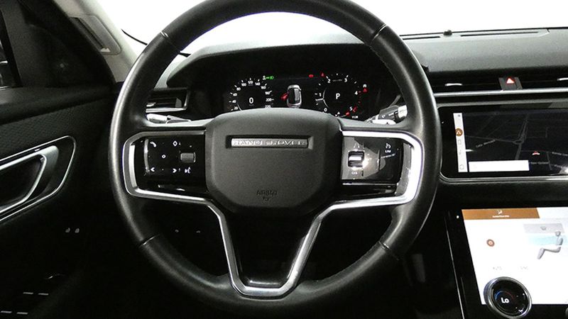 Land Rover Range Rover Velar • 2021 • 66,000 km 5