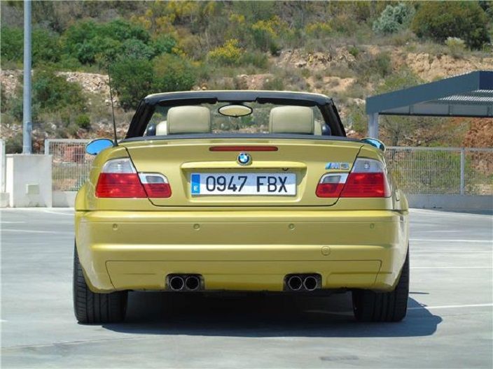 BMW M3 • 2002 • 186,000 km 4