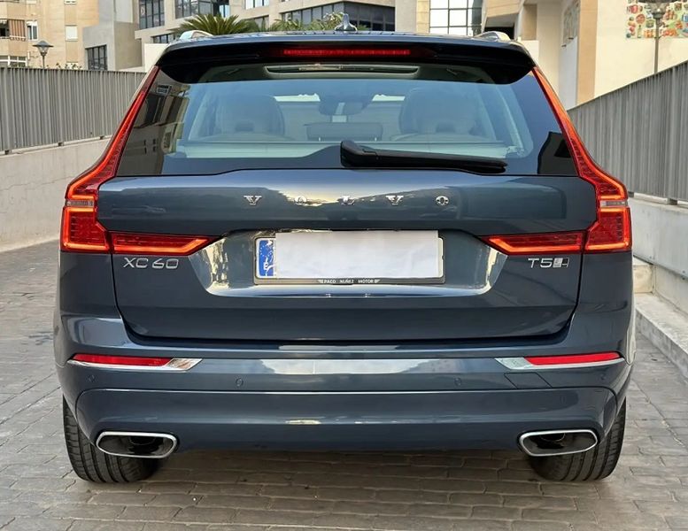 Volvo XC60 • 2019 • 71,800 km 3