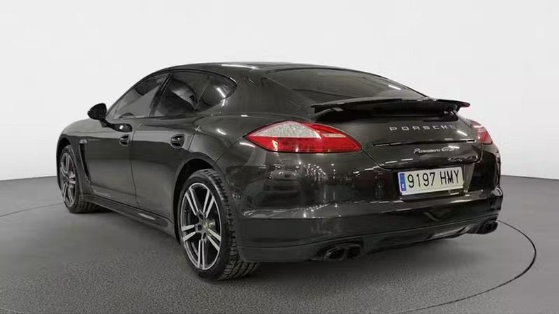 Porsche Panamera • 2012 • 104,555 km 4