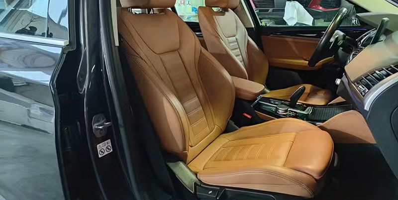 BMW X4 • 2019 • 92,264 km 4