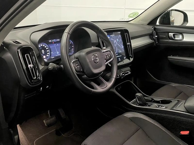 Volvo XC40 • 2019 • 88,000 km 2
