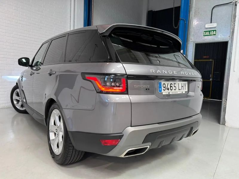 Land Rover Range Rover Sport • 2020 • 51,000 km 4