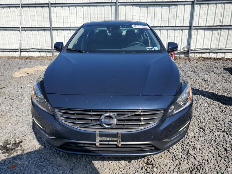 Volvo S60 • 2014 • 10,000 mi 2