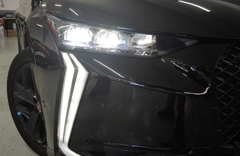 Citroën DS4 • 2023 • 19,514 km 9