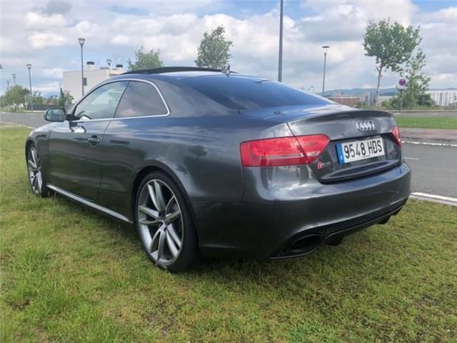 Audi RS 5 • 2011 • 122,000 km 2