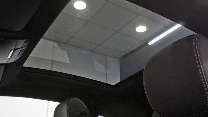 Mercedes-Benz C-Class • 2019 • 8,500 km 9