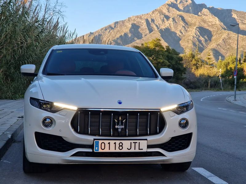 Maserati Levante • 2017 • 19,700 km 1