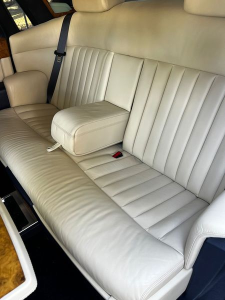 Rolls-Royce Phantom • 2004 • 51,671 km 4