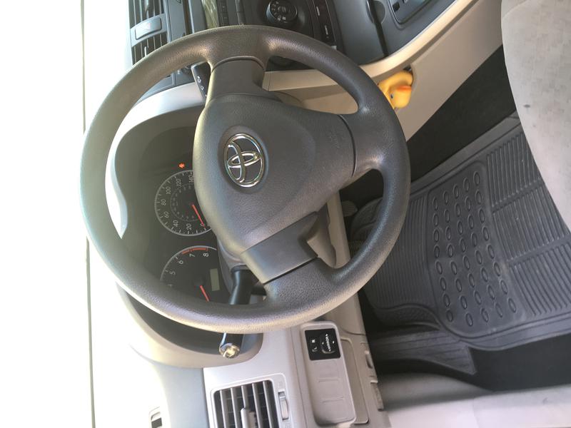 Toyota Corolla • 2009 • 108,905 km 6