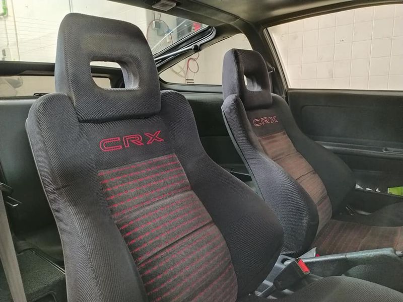 Honda CR-X • 1991 • 233,000 km 3