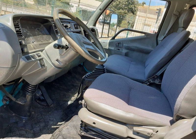 Mitsubishi 3000 GT • 1996 • 250,000 km 4