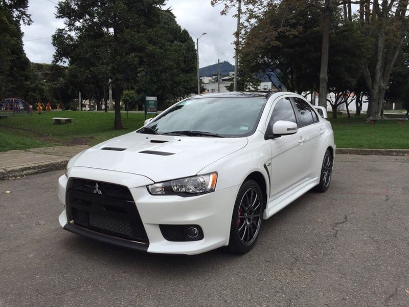 Mitsubishi Lancer Evo • 2015 • 90,000 km 1