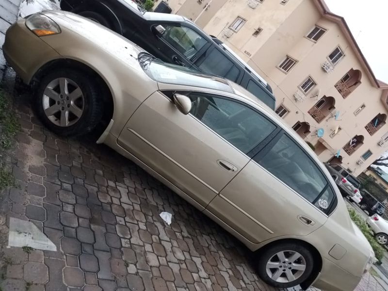 Nissan Altima • 2002 • 154 km 5