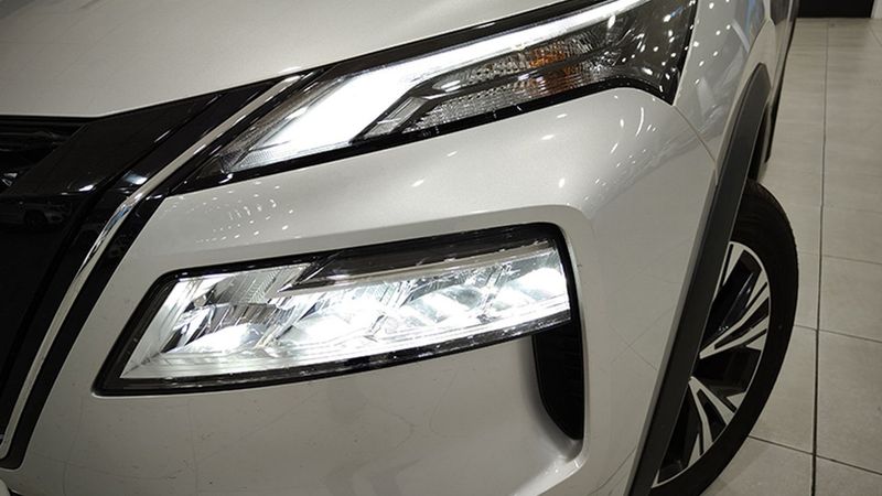 Nissan X-Trail • 2024 • 7,487 km 9