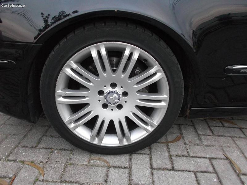 Mercedes-Benz E • 2008 • 137,000 km 4