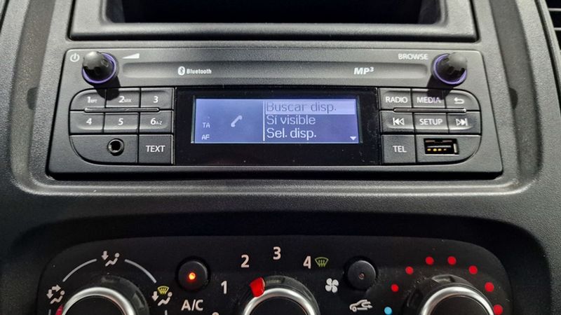 Nissan NV400 • 2020 • 65,000 km 15