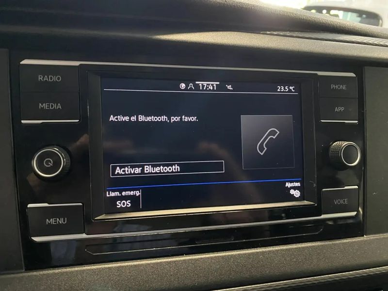 Volkswagen T5 Transporter Shuttle • 2020 • 139,000 km 12