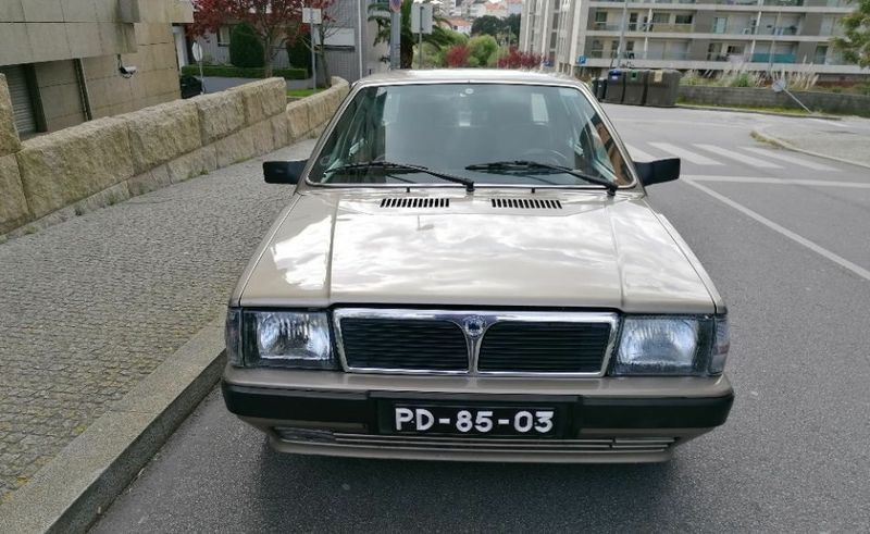 Lincoln Lincoln • 1988 • 155,554 km 1