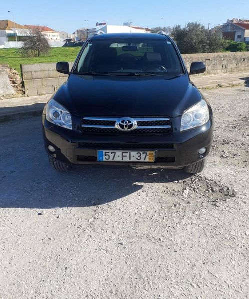 Toyota RAV4 • 2008 • 238,000 km 1