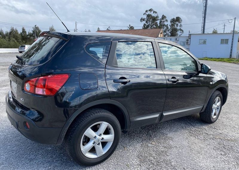 Nissan Qashqai • 2007 • 180,000 km 3