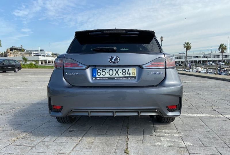Lexus CT • 2016 • 110,000 km 4