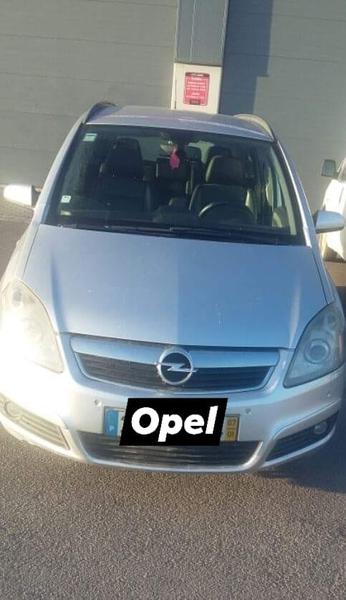 Opel Zafira • 2007 • 311,000 km 3