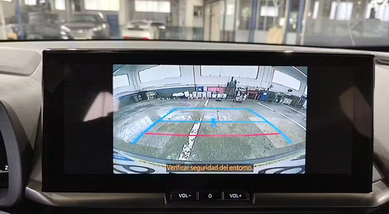 Toyota C-HR • 2024 • 7,811 km 4