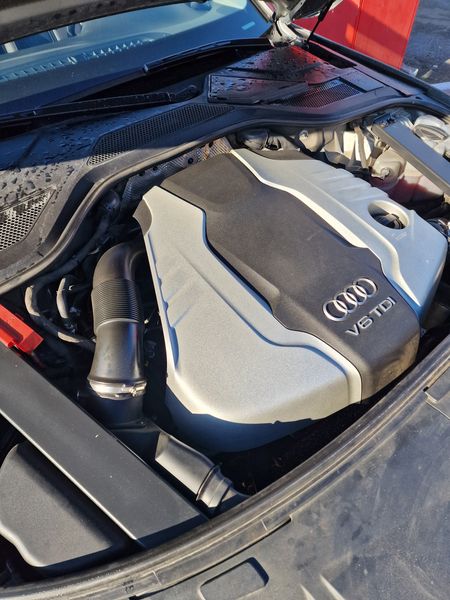 Audi A8 • 2013 • 192,400 km 14