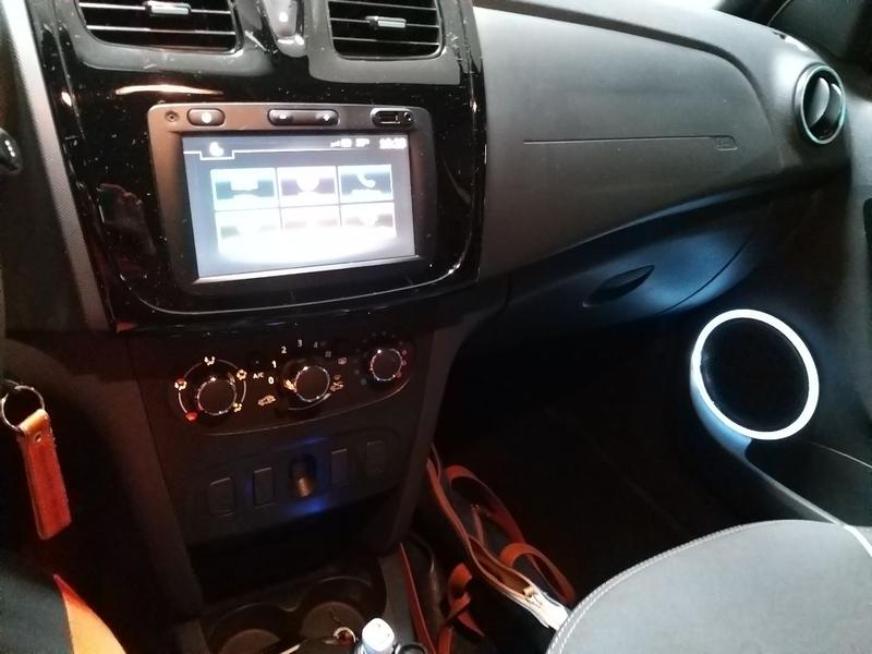 Renault Sandero • 2018 • 40,000 km 4