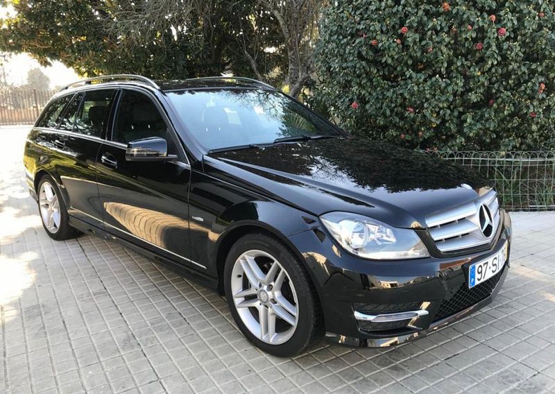 Mercedes-Benz C • 2012 • 83,000 km 1