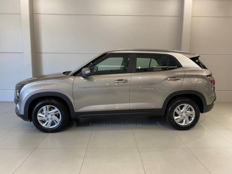 Hyundai Creta • 2023 • 23 km 3