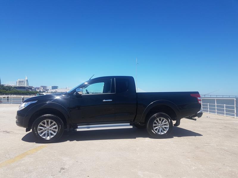 Mitsubishi L200 • 2016 • 5,700 km 2