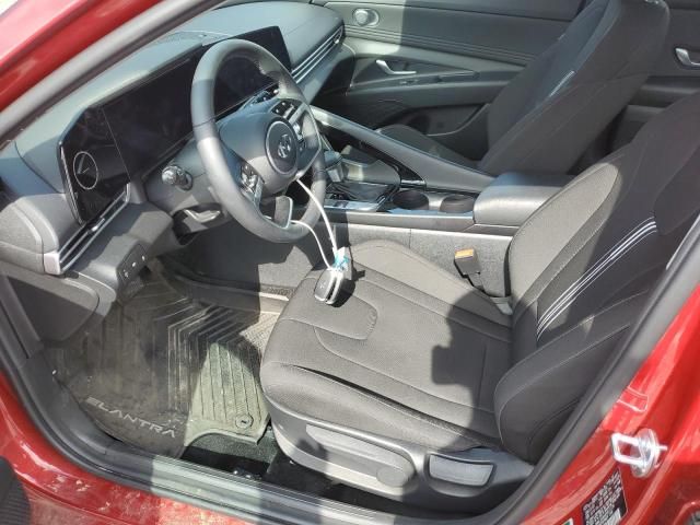 Hyundai Elantra • 2023 • 10,000 mi 8