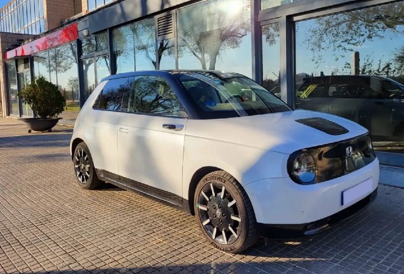 Honda Element • 2020 • 27,000 km 3