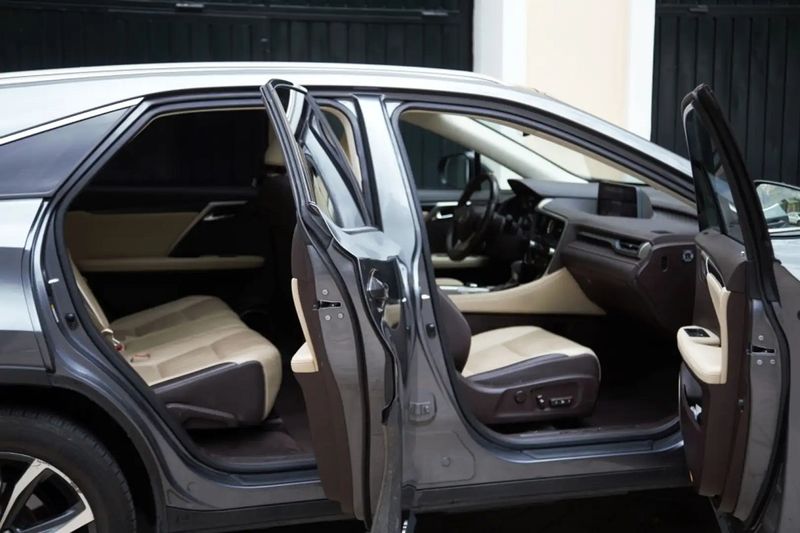 Lexus RX 450h • 2017 • 214,000 km 7