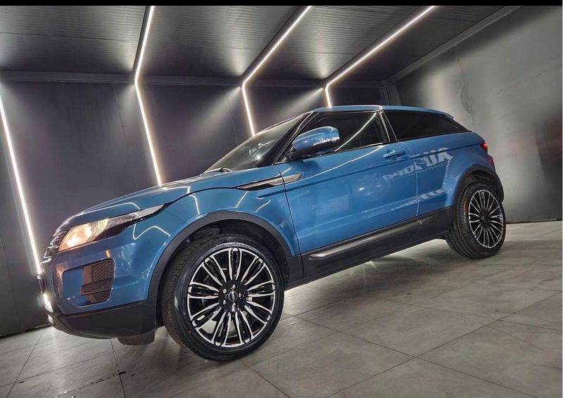 Land Rover Range Rover • 2013 • 250,000 km 4