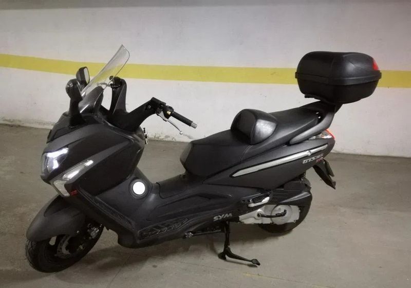 Sym scooter 125 • 2015 • 21,600 km 2