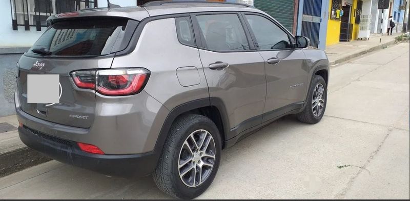 Jeep Compass • 2020 • 80,000 km 1