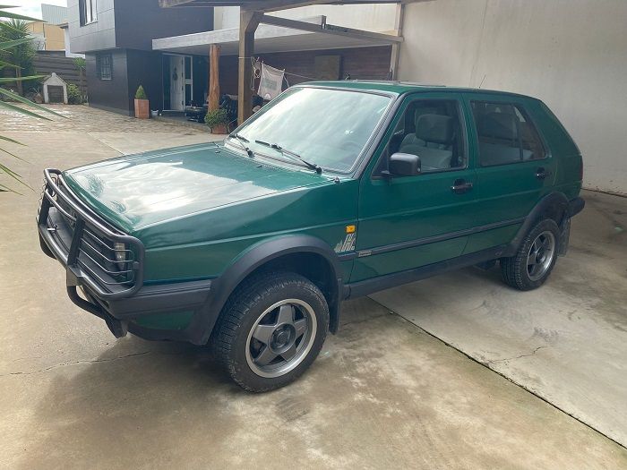 Volkswagen Golf • 1990 • 181,200 km 3