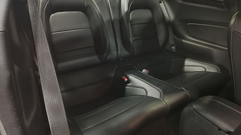 Ford Mustang • 2015 • 76,590 km 19