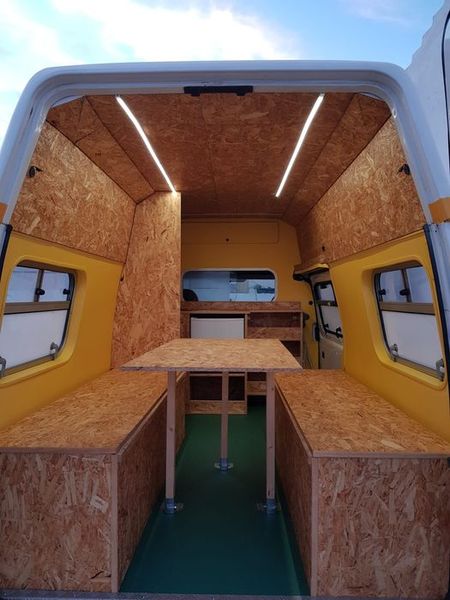 Ford Transit • 1994 • 70,000 km 2