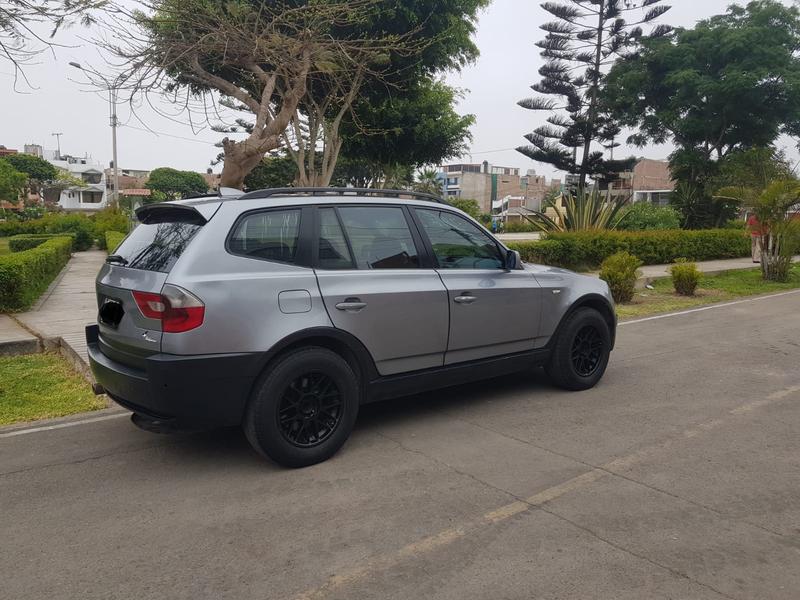 BMW X3 • 2005 • 119,999 km 10